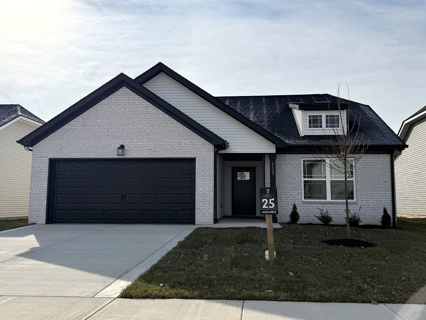 Springfield House: 1117 Javier Dr