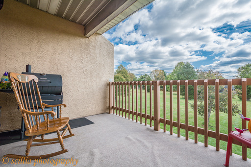 Large 1 bedroom with Den apartment with a beautiful view from your private balcony