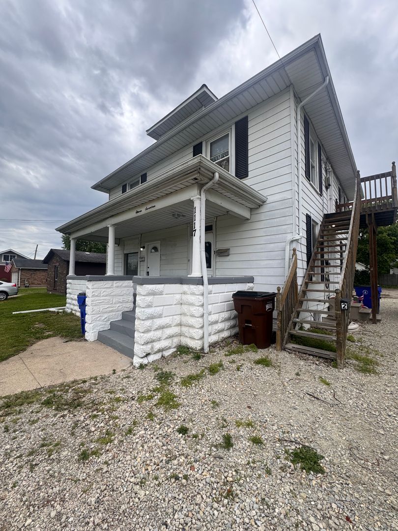 Hamilton Apartment: 1117 N B Street