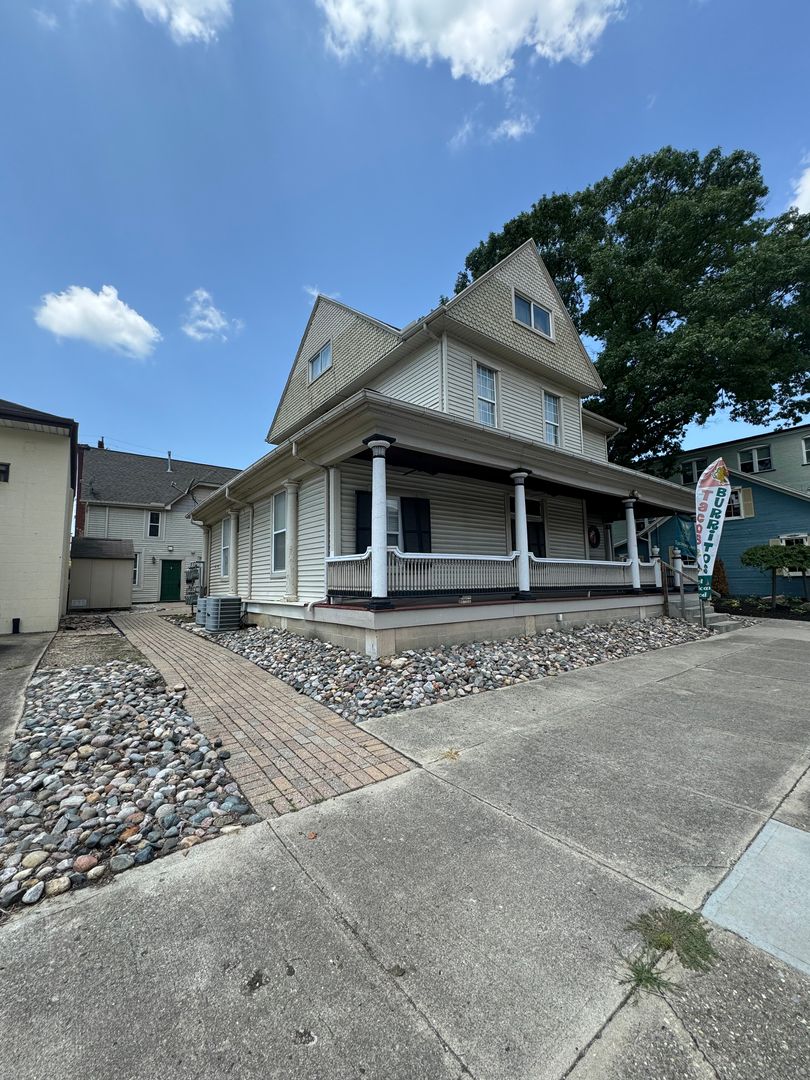 Miamisburg Apartment: 105 S 2nd Street