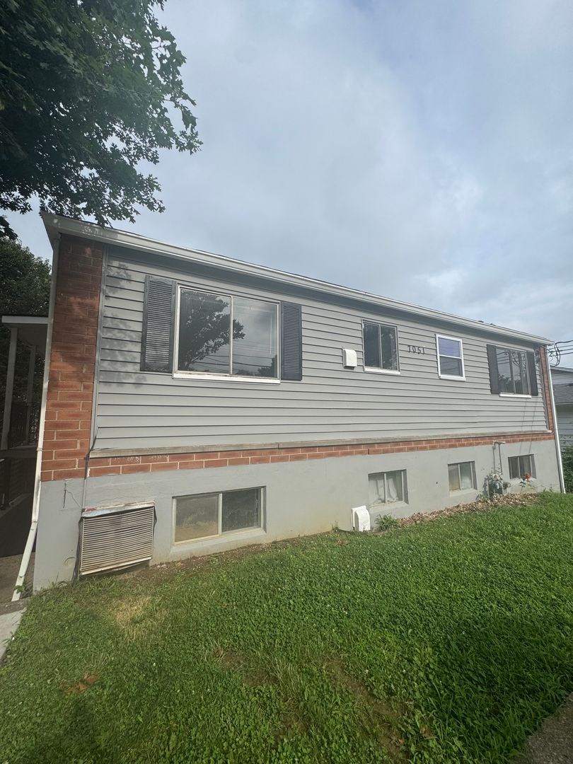 Cincinnati Apartment: 7051 Memory Lane