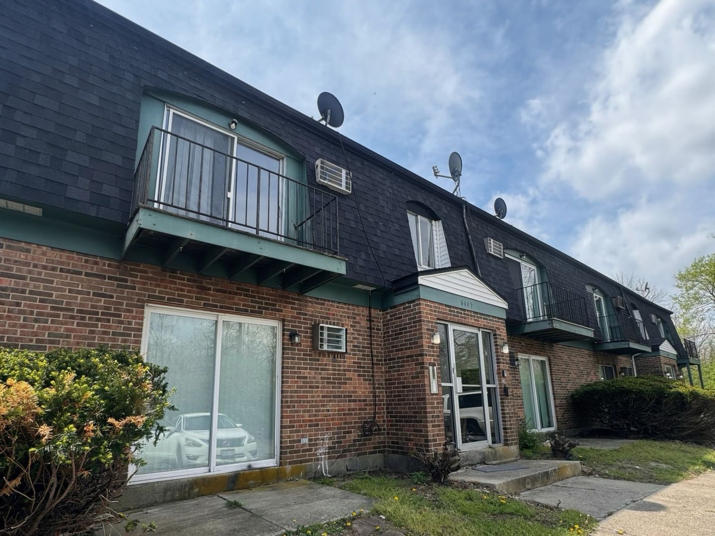 Trotwood Apartment: 6645 Wolf Creek Pike