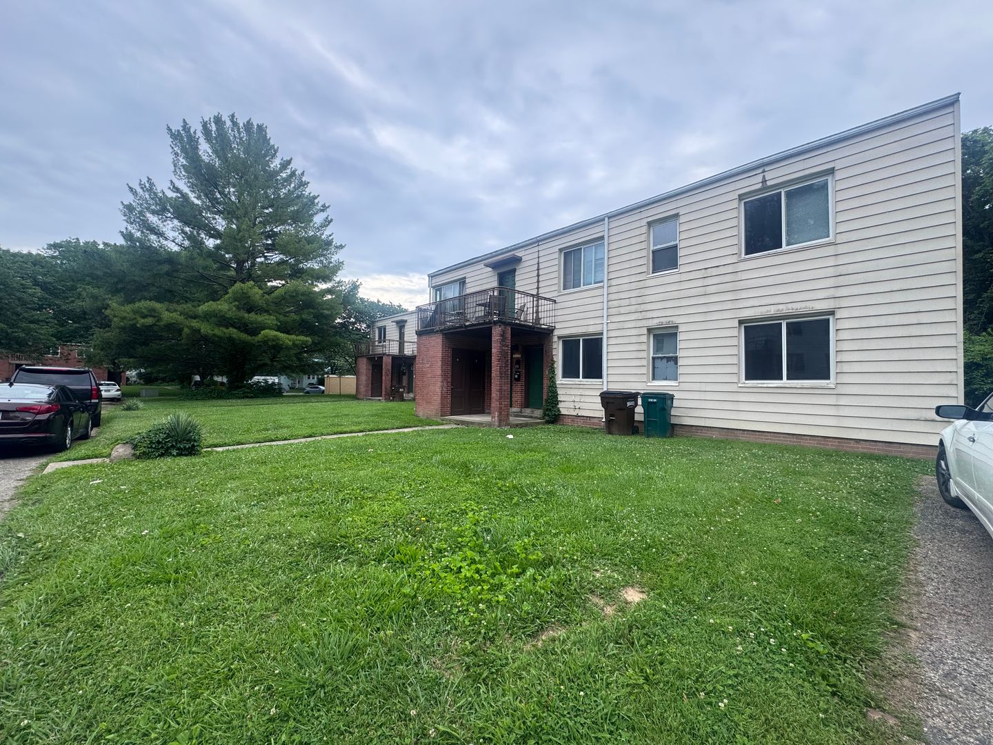 Cincinnati Apartment: 17-31 Flanders Lane