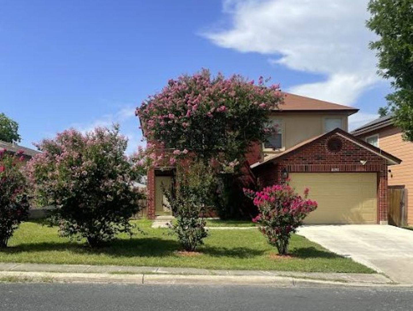 CONVERSE House: 8290 MORNING GROVE