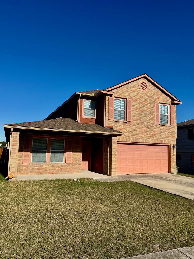 CIBOLO House: 232 WEEPING WILLOW