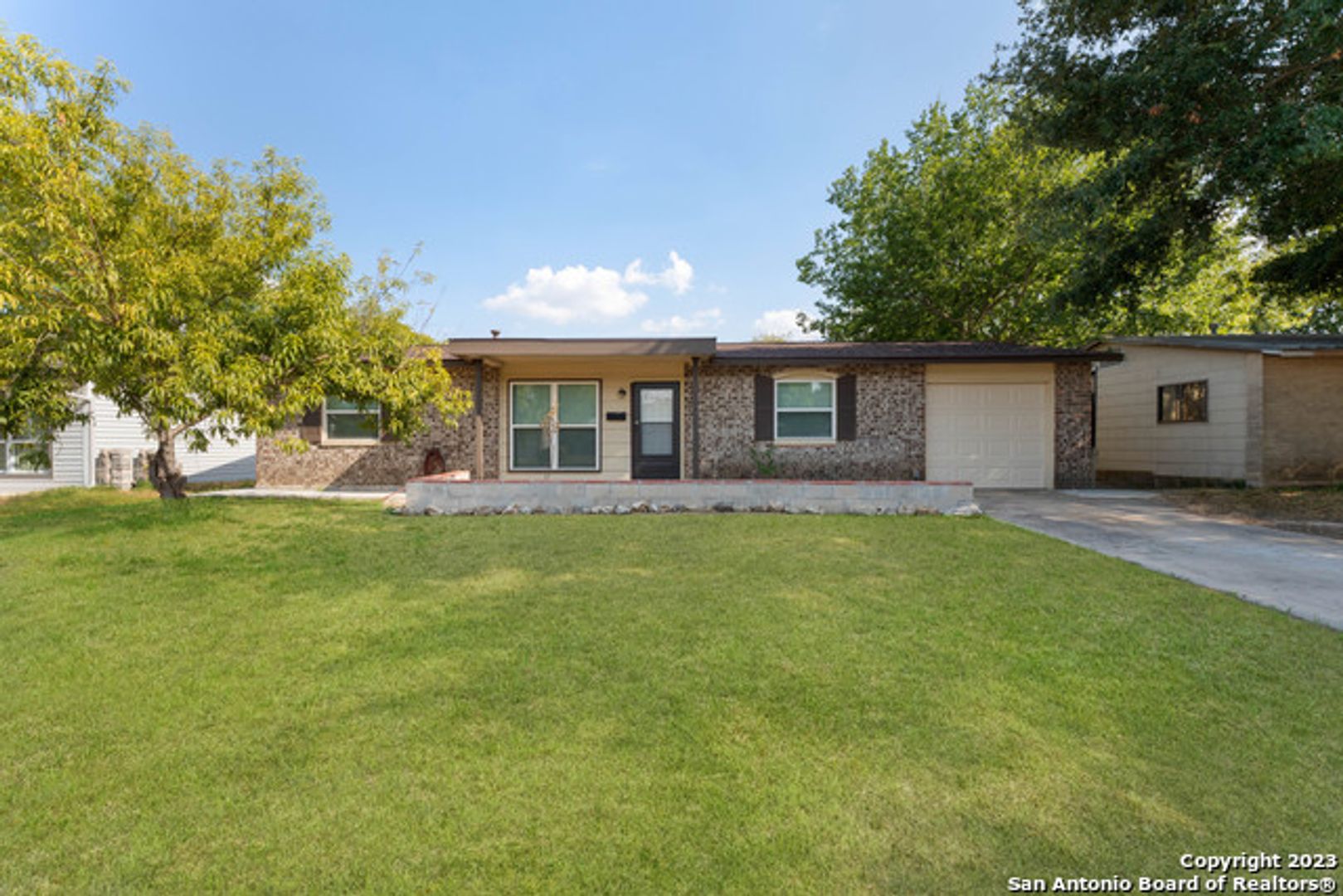 SCHERTZ House: 626 AVIATION AVE