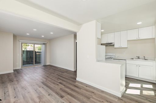 One Bedroom/One Bath Apartment with Washer and Dryer in great location! Contact us to schedule a tour