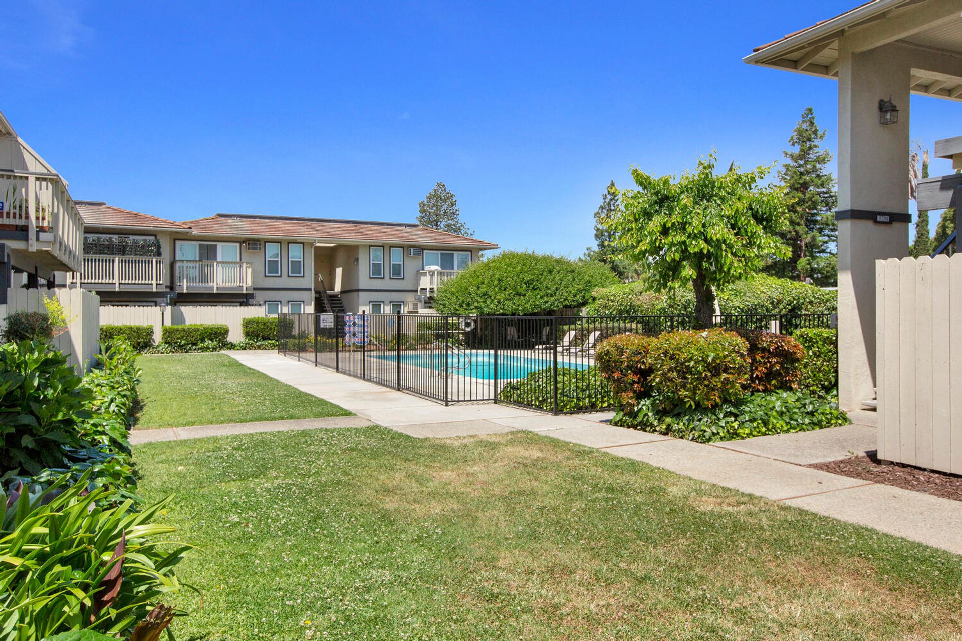 Concord Apartment: 3501 Chestnut Avenue