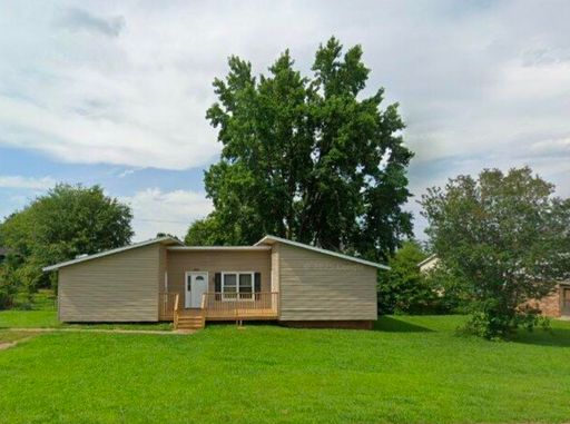 NEWLY UPDATED HOME!