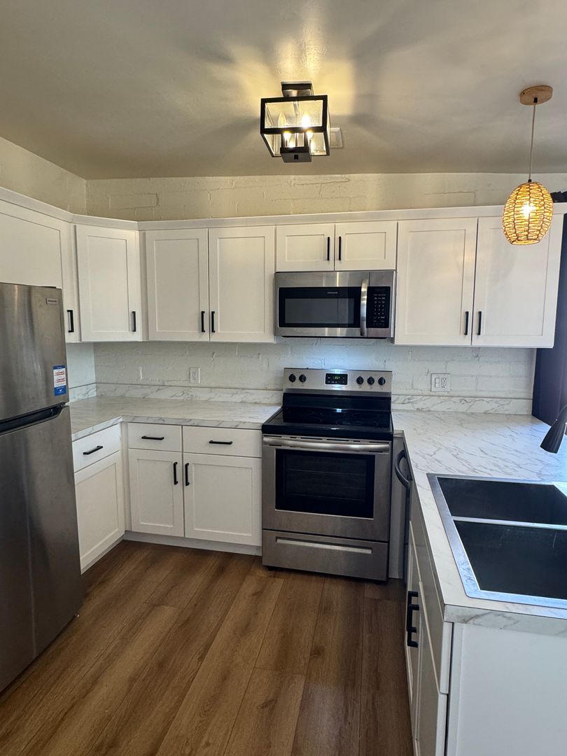 Tucson House: 205 W 25th Street