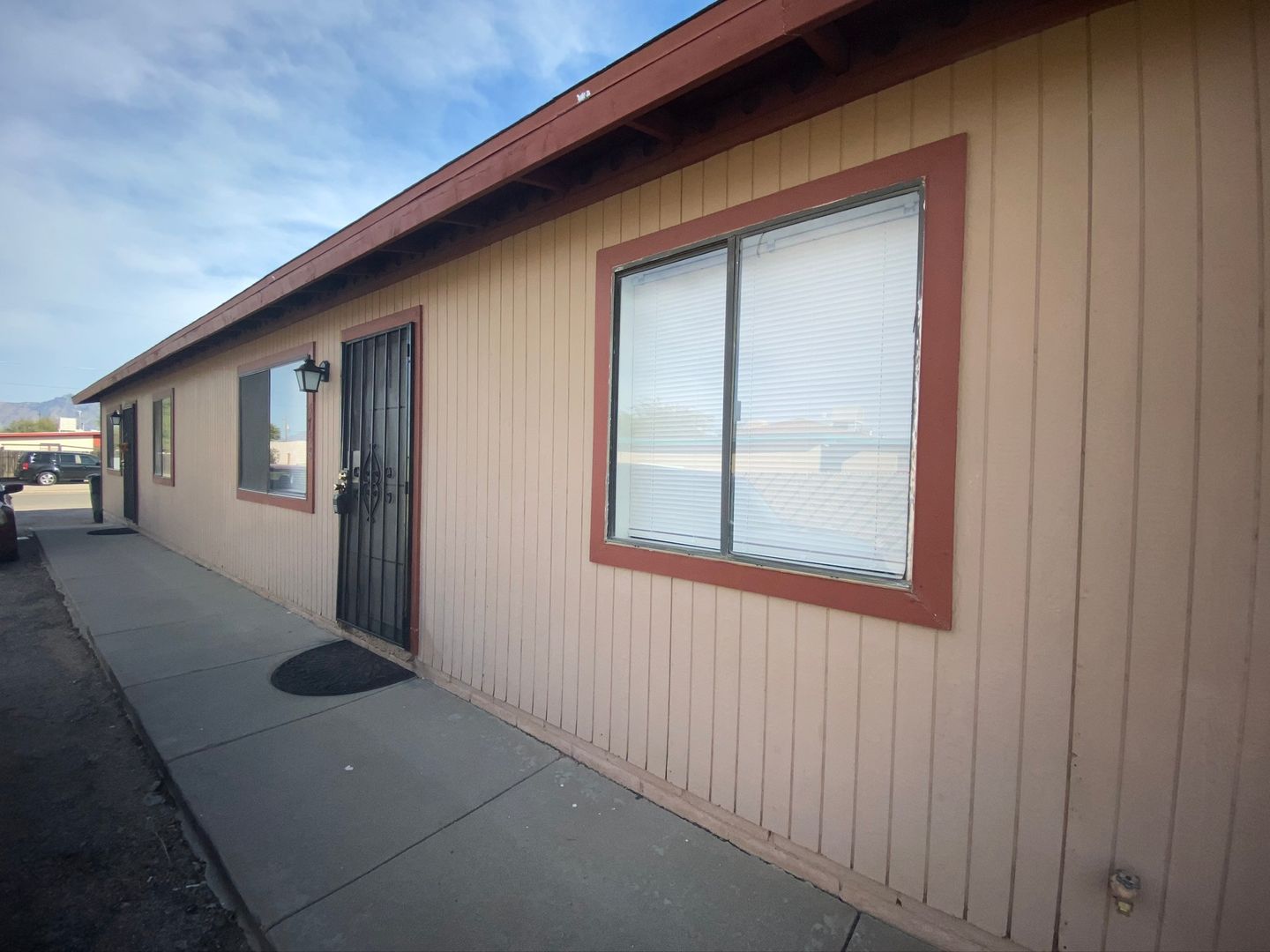 Tucson House: 5758 E 24th Street