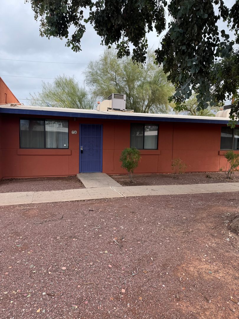 Tucson House: 350 N Silverbell Rd. #76