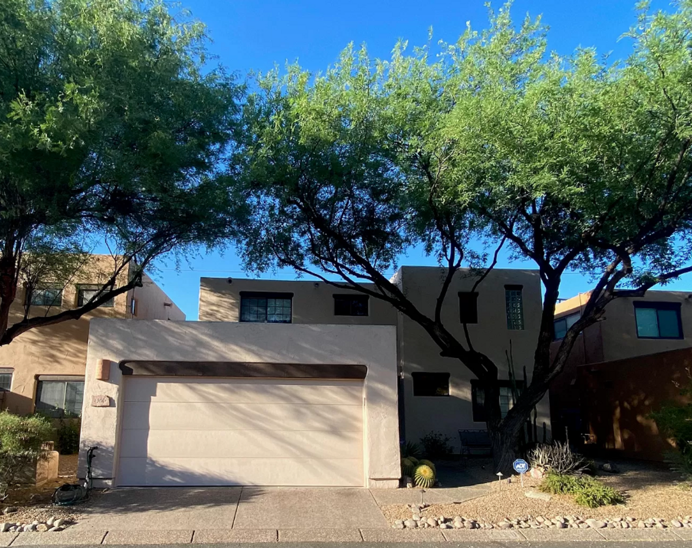 Tucson House: 4300 N Rillito Creek Place