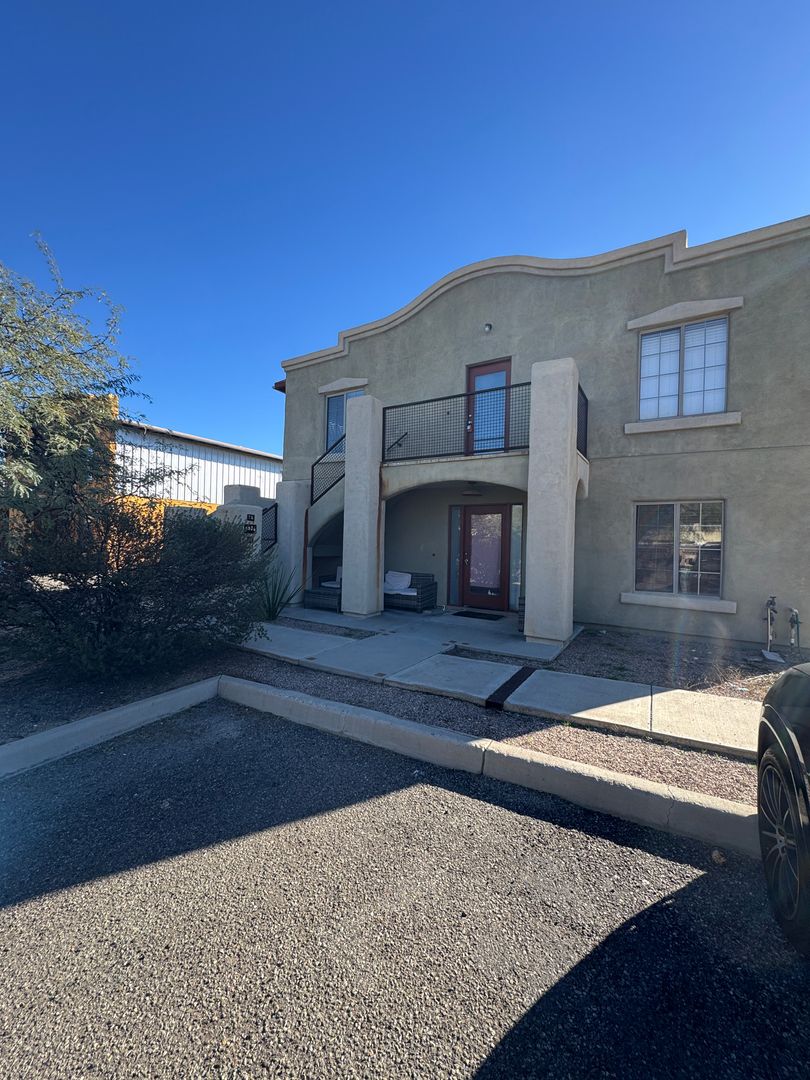 Tucson House: 4086 N. 1st Ave. #2