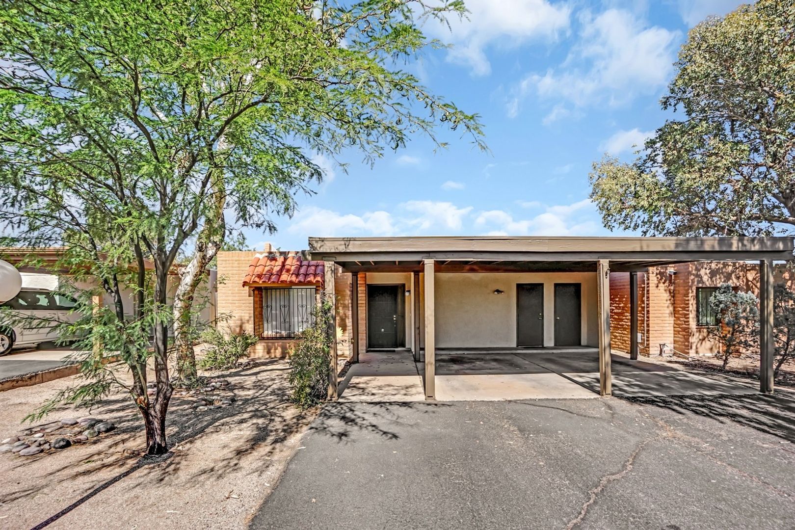 Tucson House: 1832 S. Skyview Place