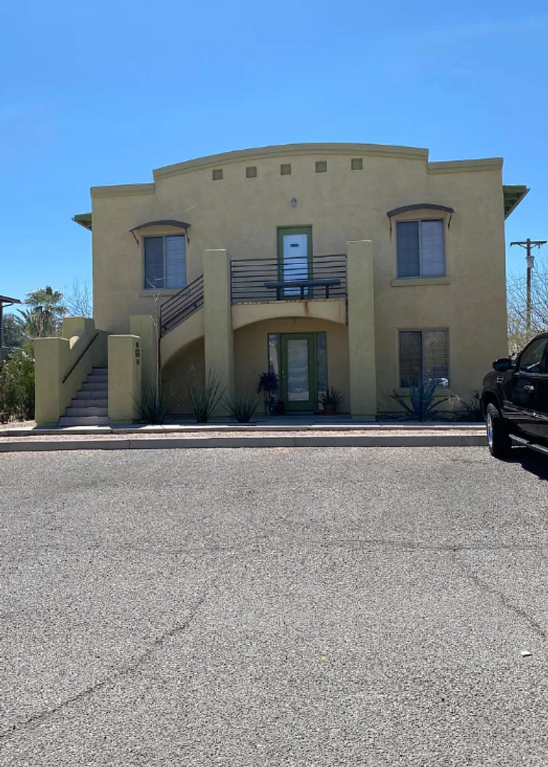 Tucson House: 4084 N. 1st Ave. #1