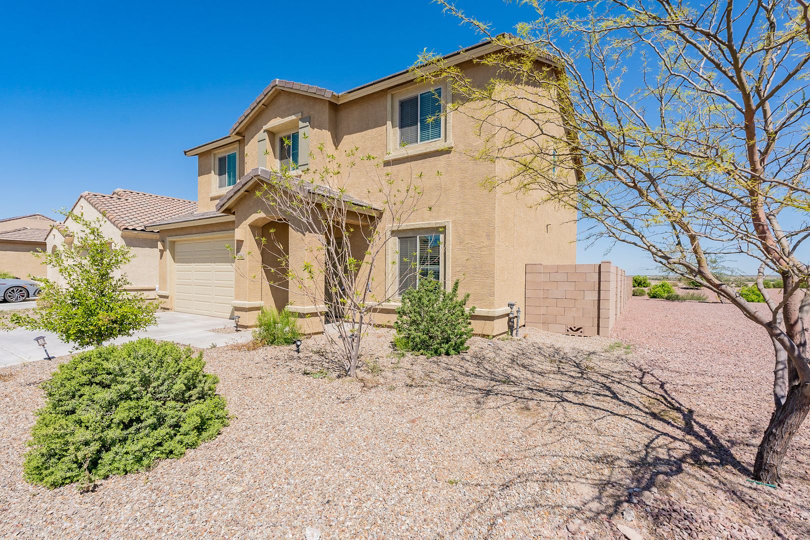 Marana House: 10962 W Whitton St