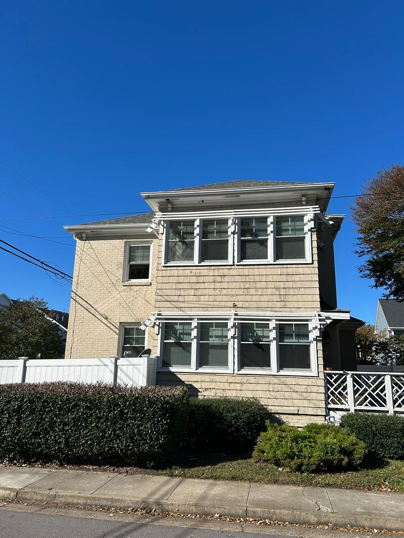 Virginia Beach Apartment: 2216 Baltic Ave