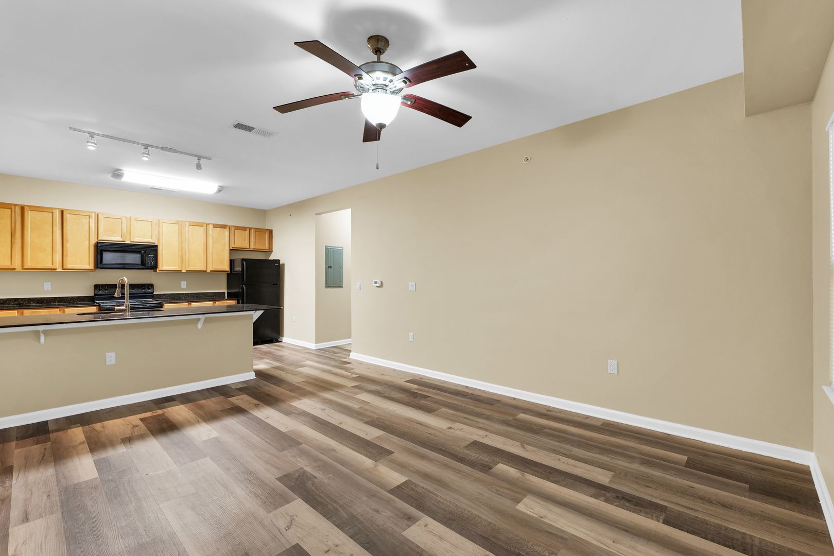 Copper View Apartments 2 of 8