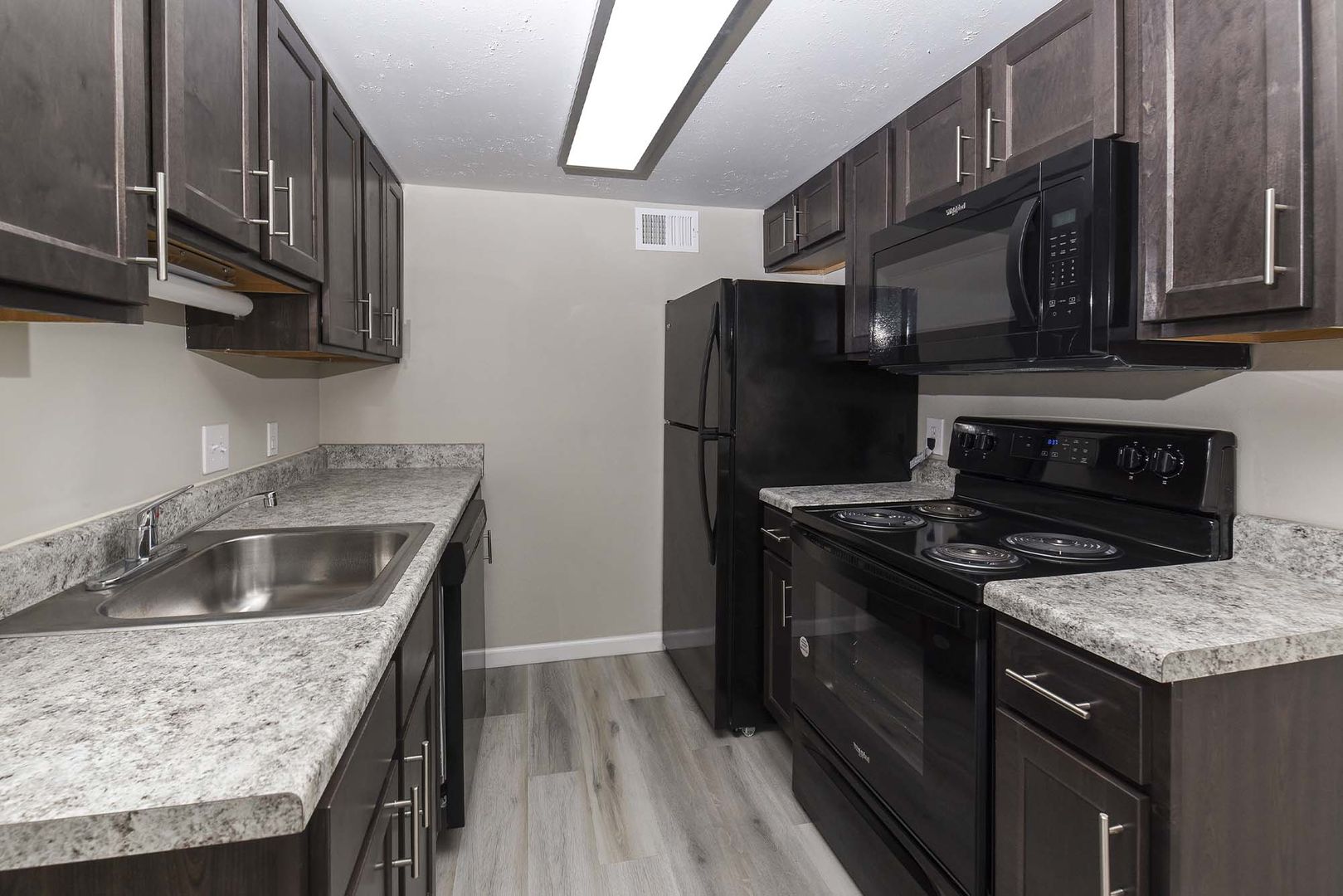 The George Apartment Homes 16 of 20