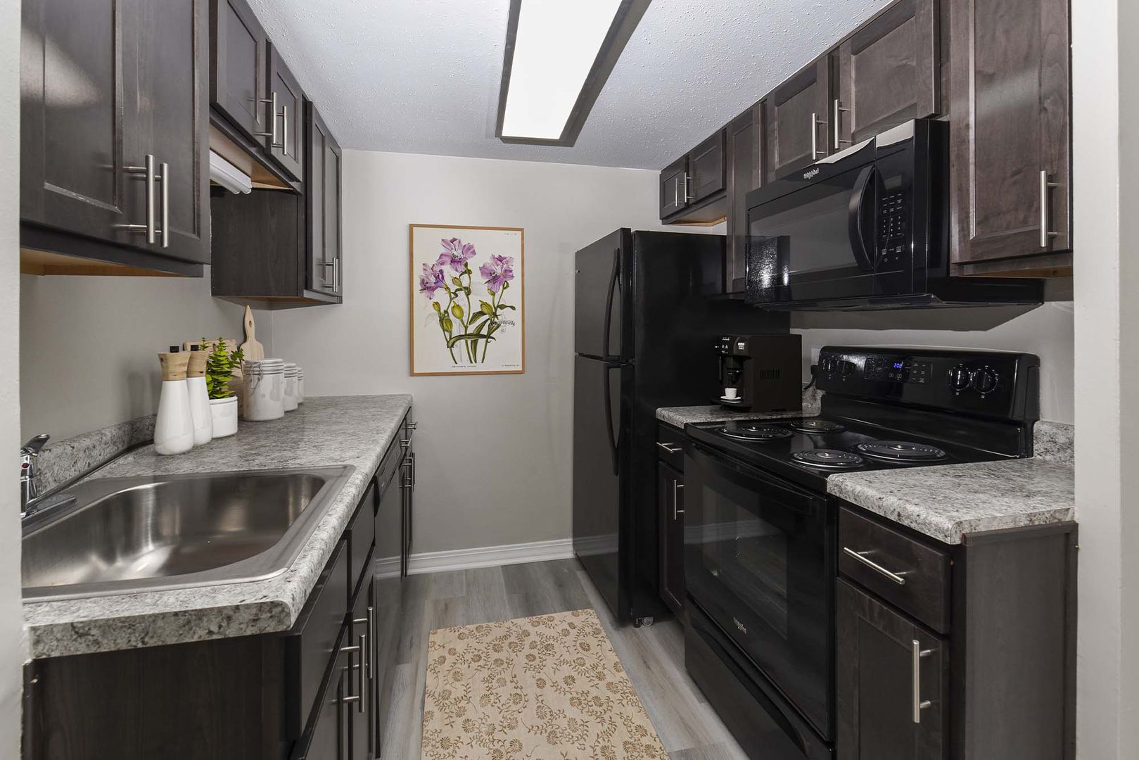The George Apartment Homes 11 of 20