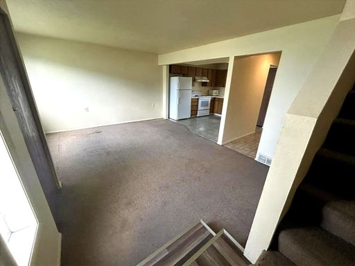 2 Bedroom/1.5 Bathroom Townhome in Salt Lake City – photo 1