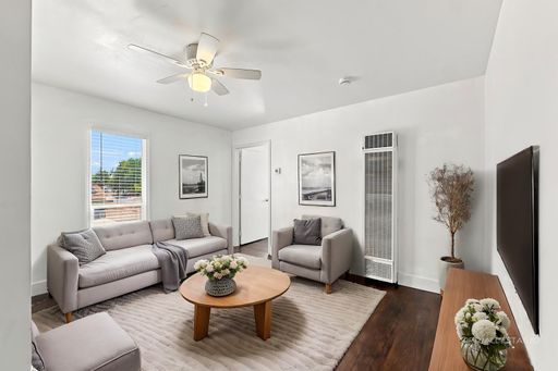 1 Bedroom plus Den/1 Bathroom Apartment in Ogden
