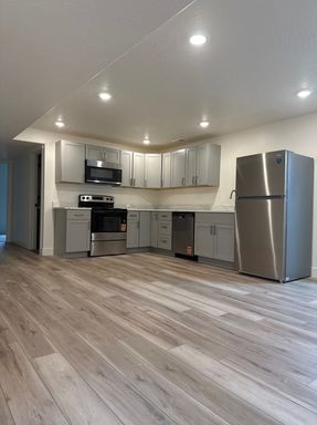 2 Bed/1 Bath basement unit in Eagle Mountain