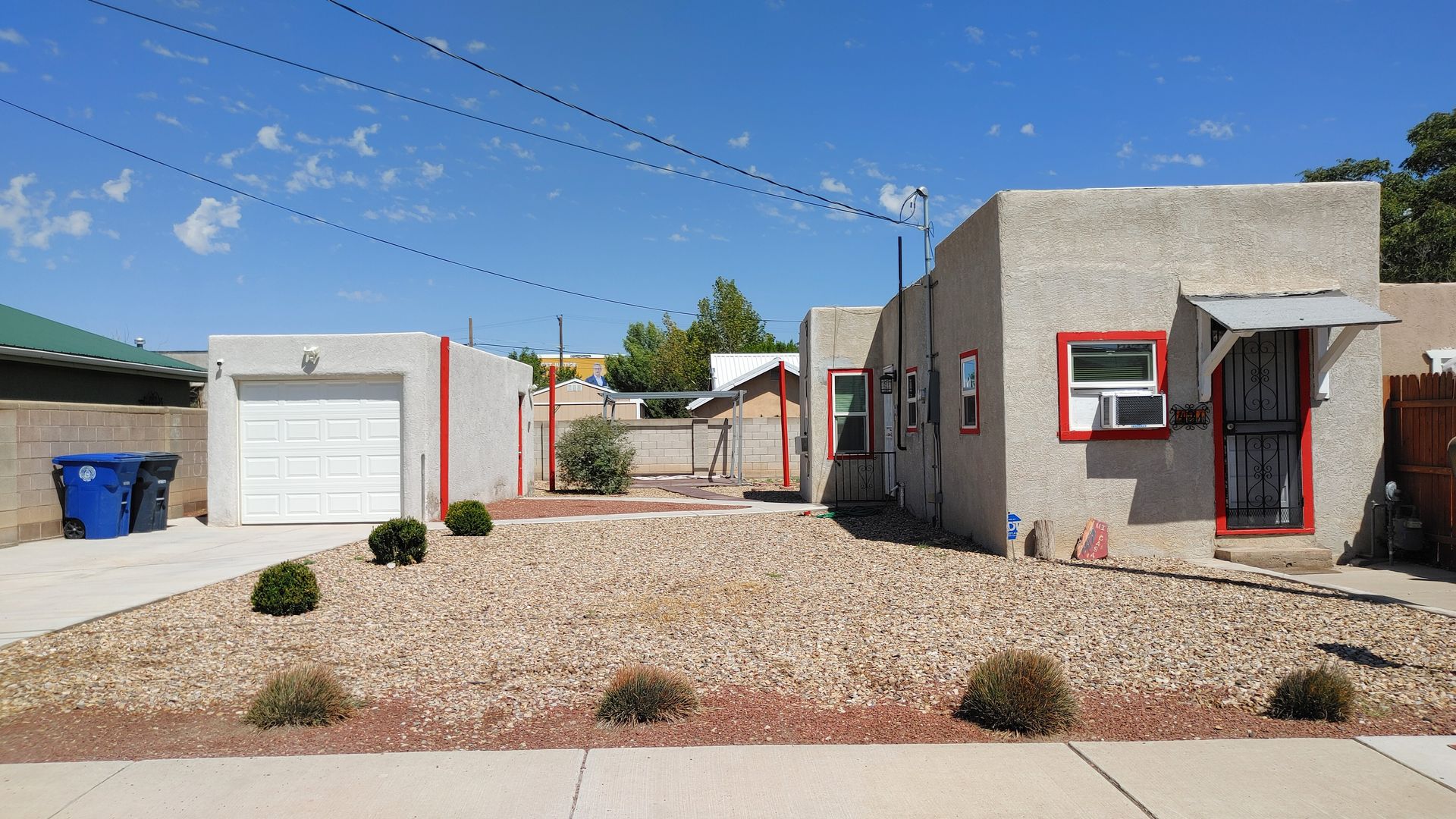 Albuquerque House: 421 Prospect Ave NW