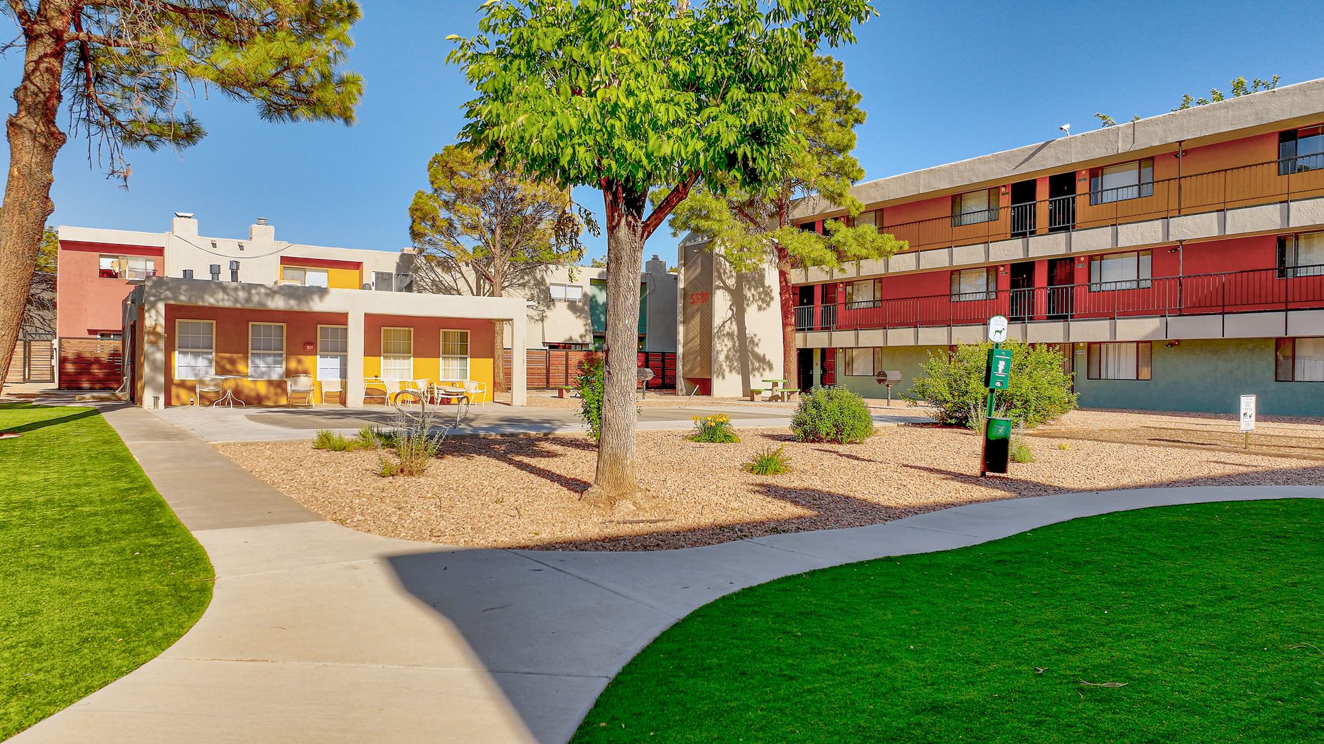 Albuquerque Apartment: 5500 Eastern Avenue SE