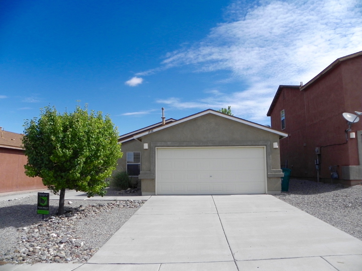 Rio Rancho House: 1936 Mesa Grande Loop NE