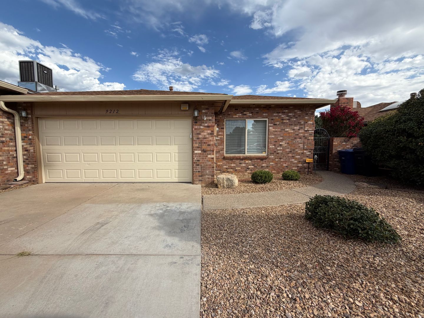 Albuquerque House: 9212 Admiral Lowell Ave NE