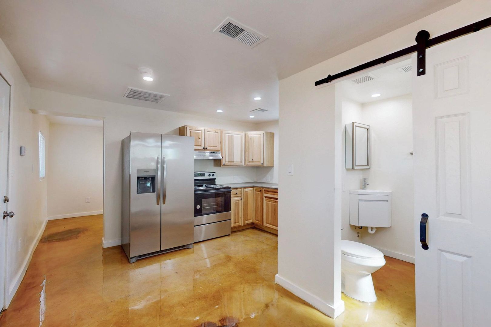 Albuquerque Apartment: 2443 De Vita RD SW