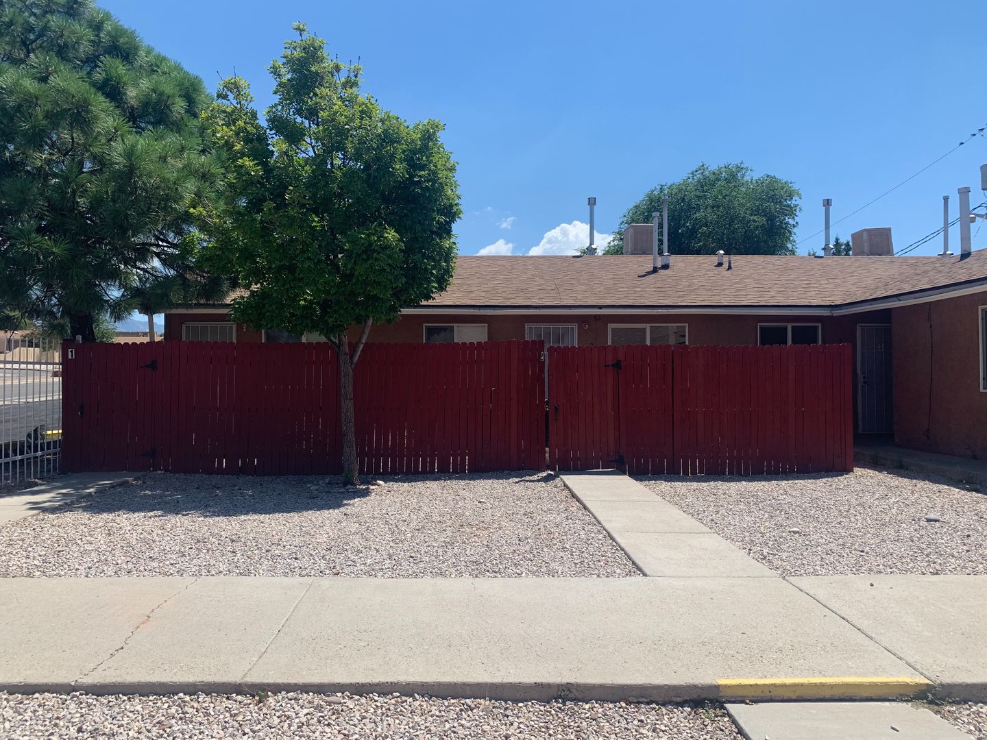 Albuquerque Apartment: 3200 Comanche RD NE
