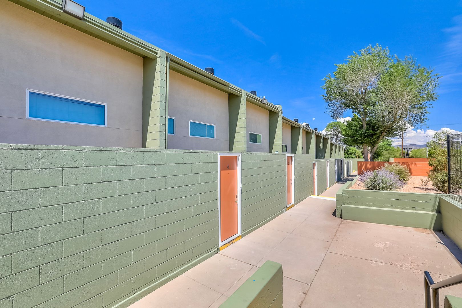 Albuquerque Apartment: 4849 Gibson Blvd SE
