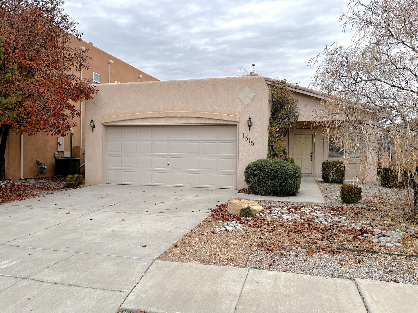 Albuquerque House: 1315 Bridle Wood Rd NE