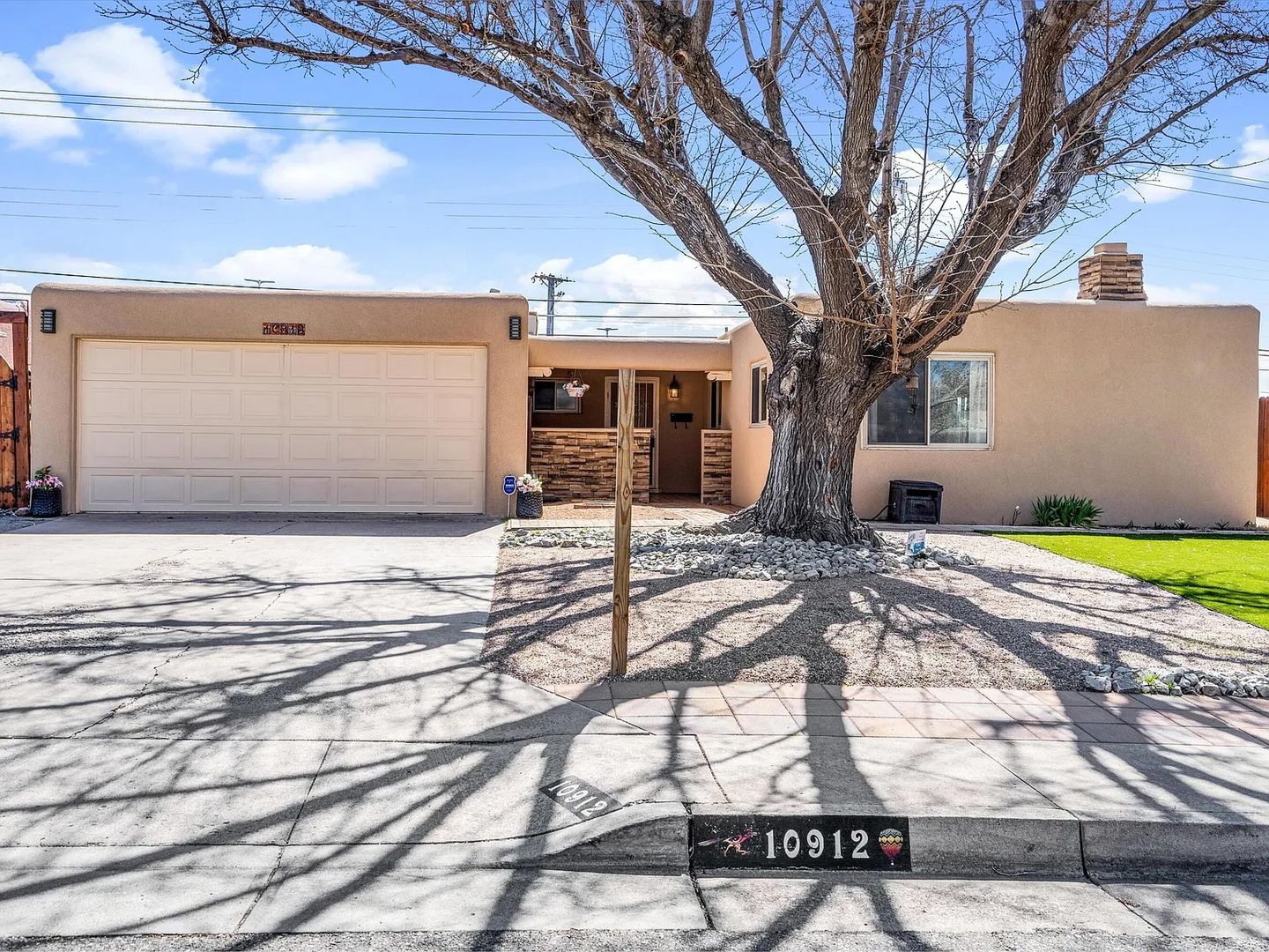 Albuquerque House: 10912 Woodland Ave NE