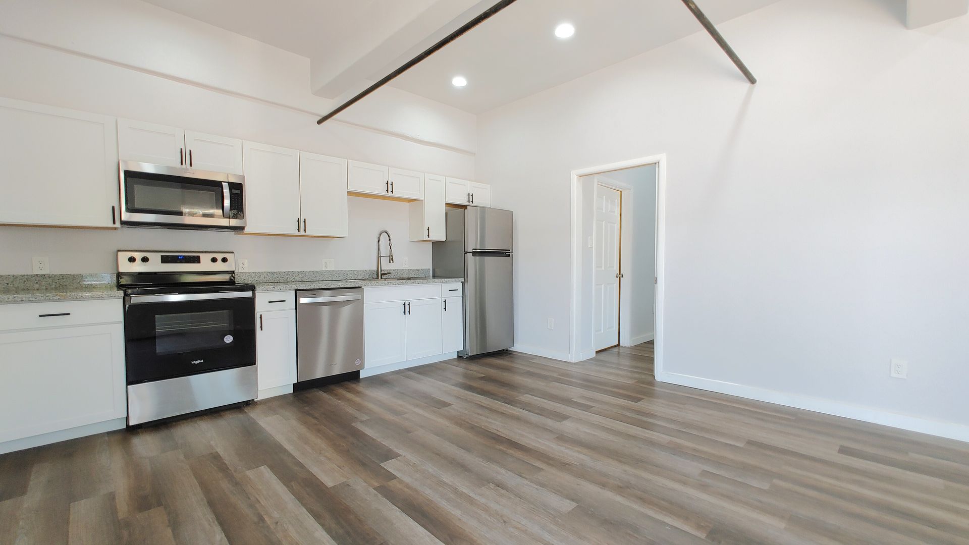 Albuquerque Apartment: 501 Princeton Dr SE