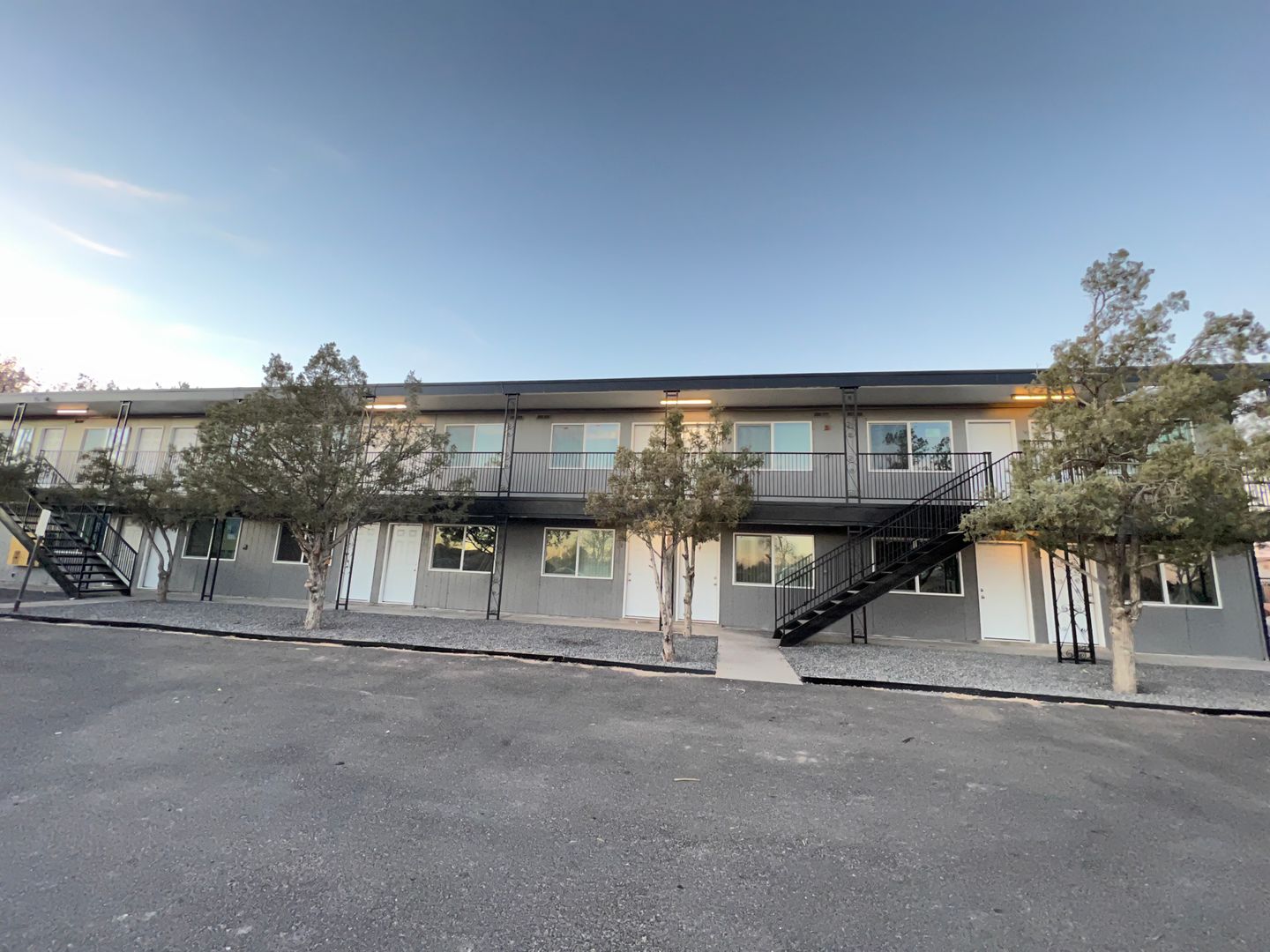 Albuquerque Apartment: 227 53rd St SW