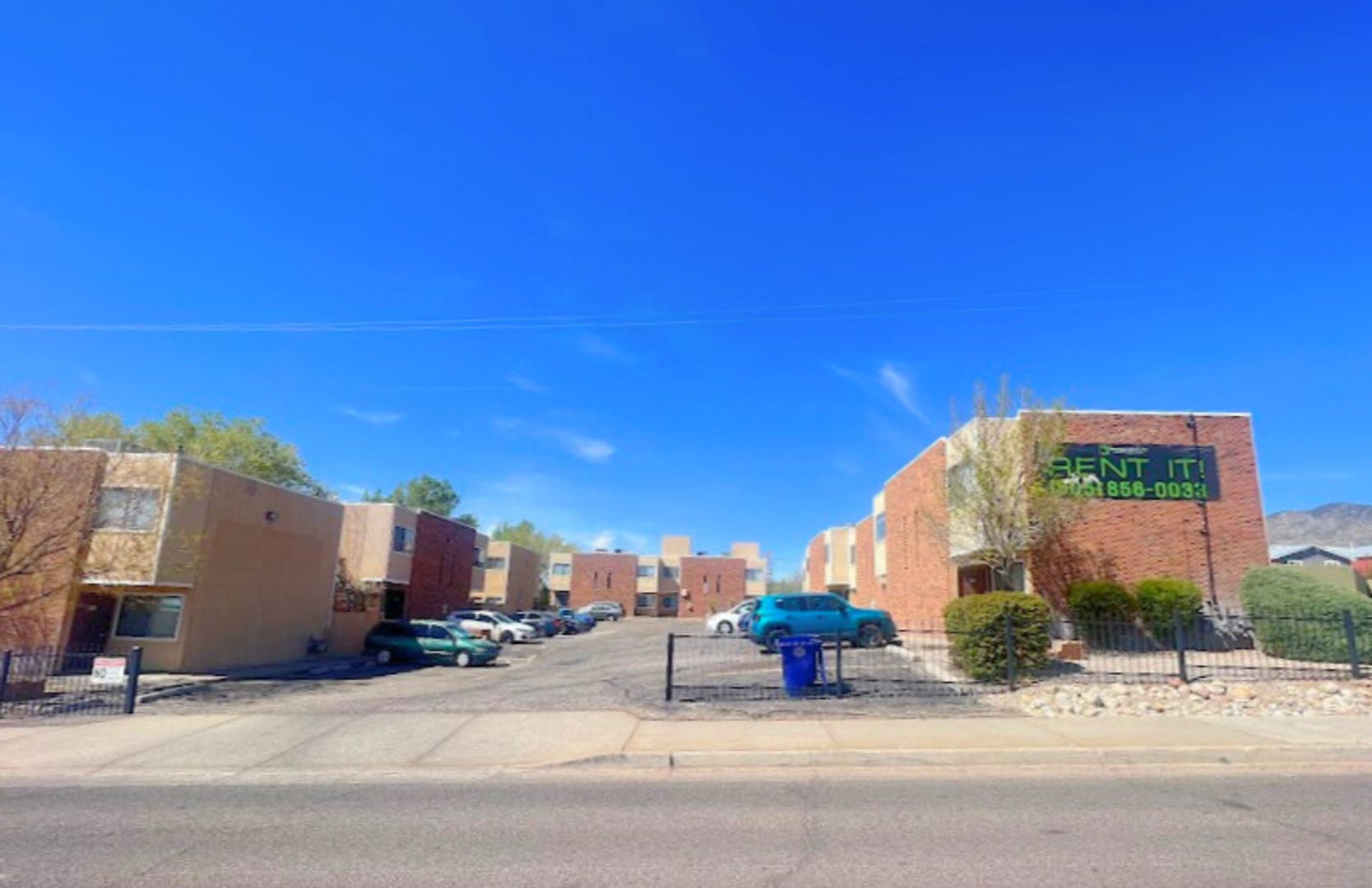 Albuquerque Apartment: 12621 Lomas Blvd NE