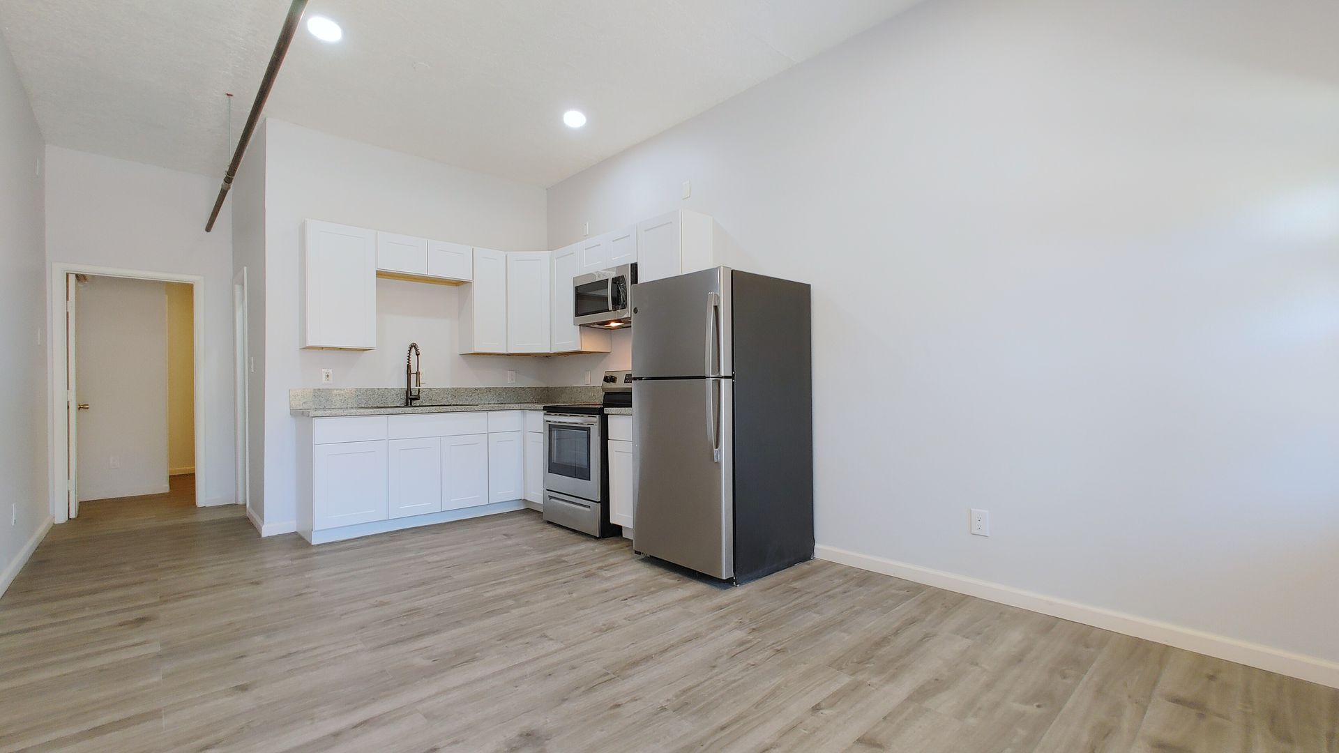 Albuquerque Apartment: 501 Princeton Dr SE