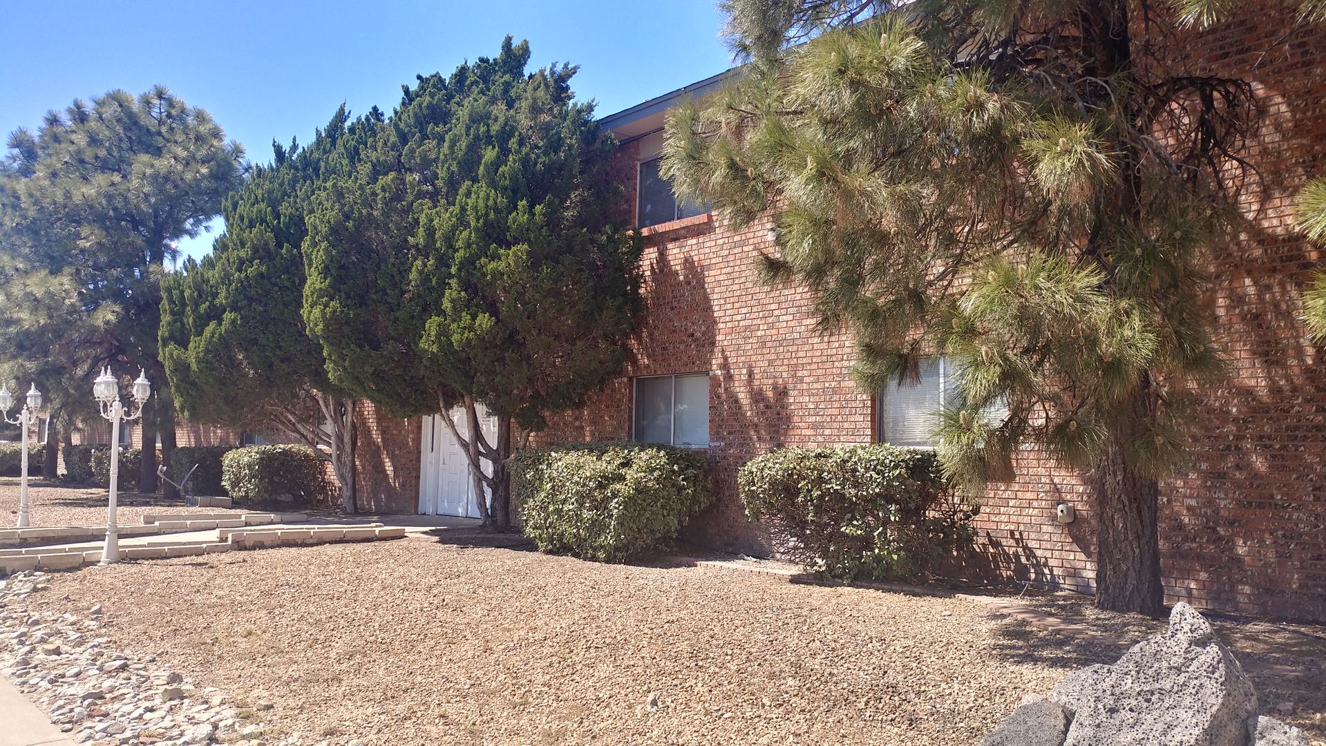 Albuquerque Apartment: 6001 Montano RD NW