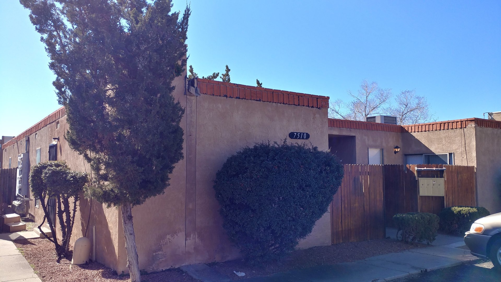 Albuquerque Apartment: 7510 Pennsylvania Lane NE