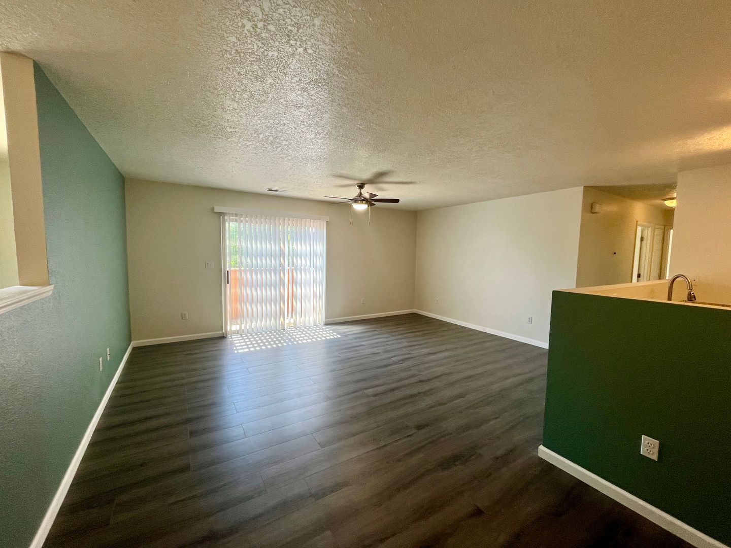 Albuquerque Condo: 4801 Irving Blvd NW #4204