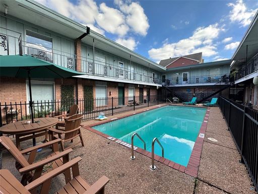 1 Bed 1 Bath Rental at 1401 Kipling St. #18, Houston, TX – photo 1