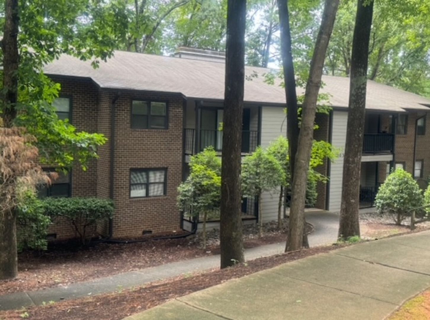 Cary Apartment: Ashton Woods