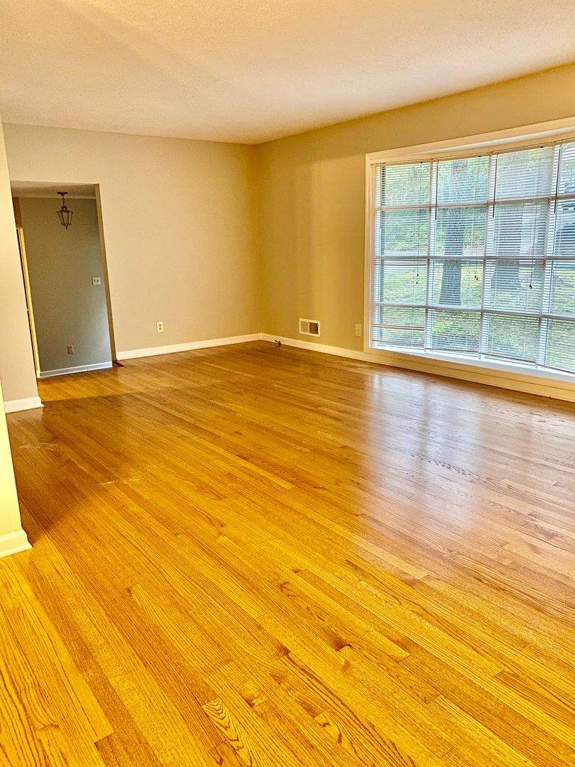 1105 Sturdivant Drive, Cary, NC 27511