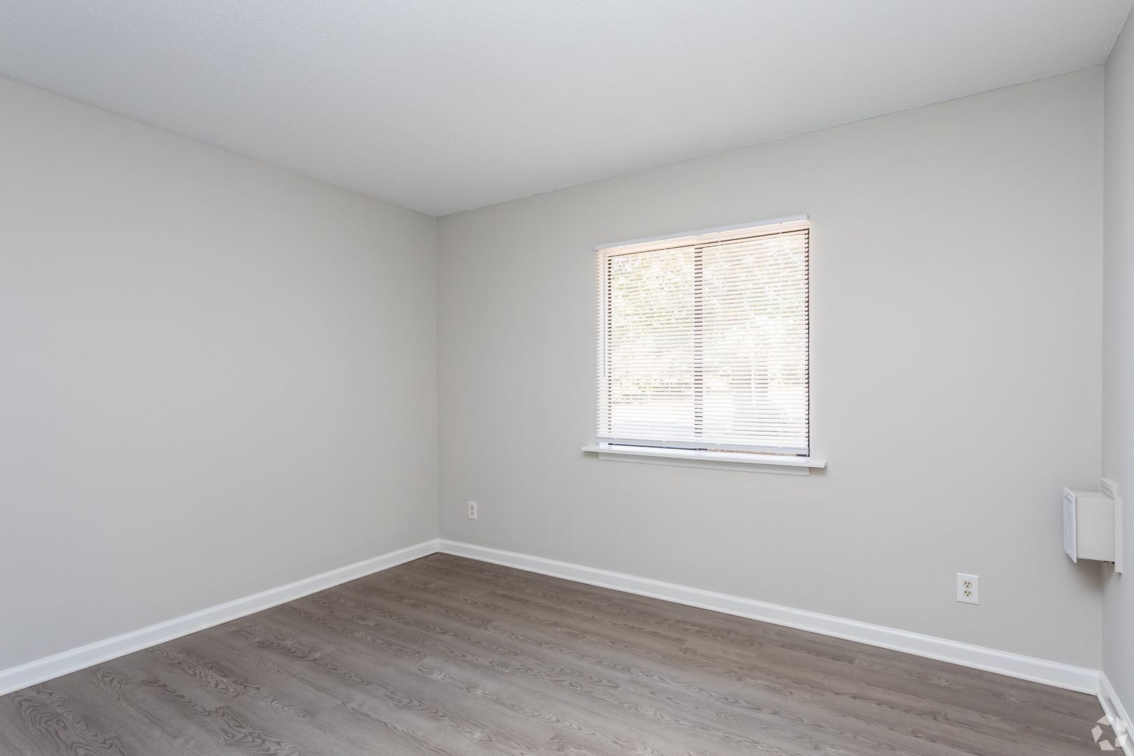 Pine Knoll Apartments 4 of 8