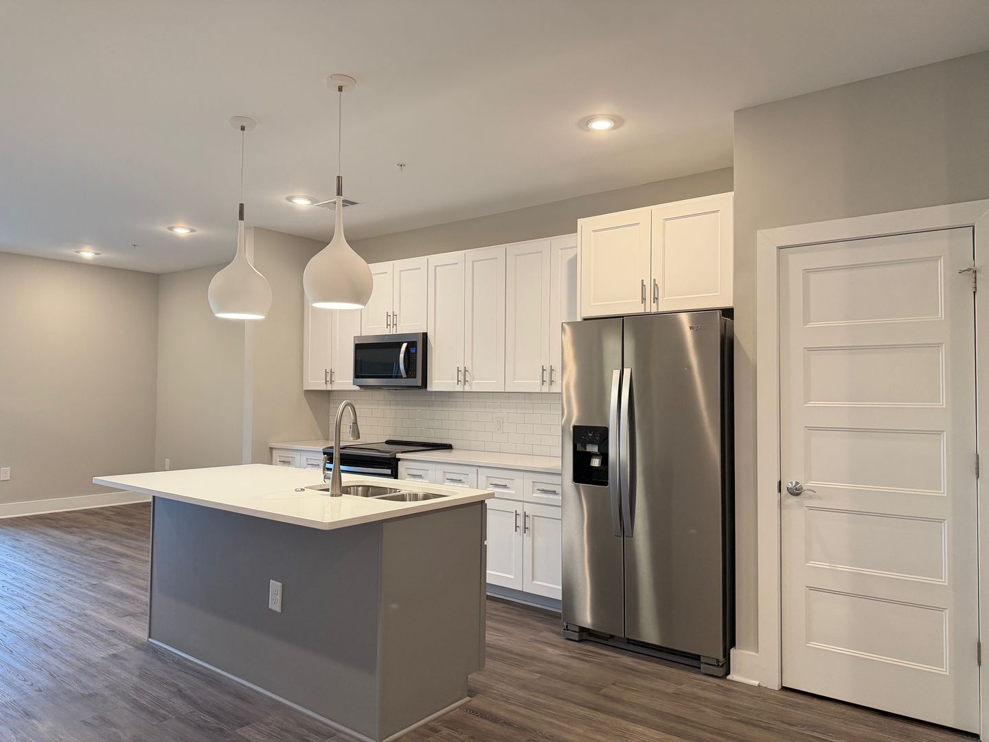 Cary Apartment: 400 E Chatham Street