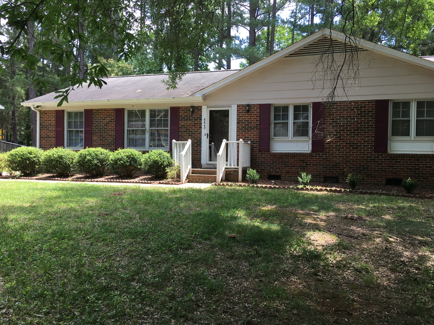 Raleigh House: 6640 Lynndale Drive